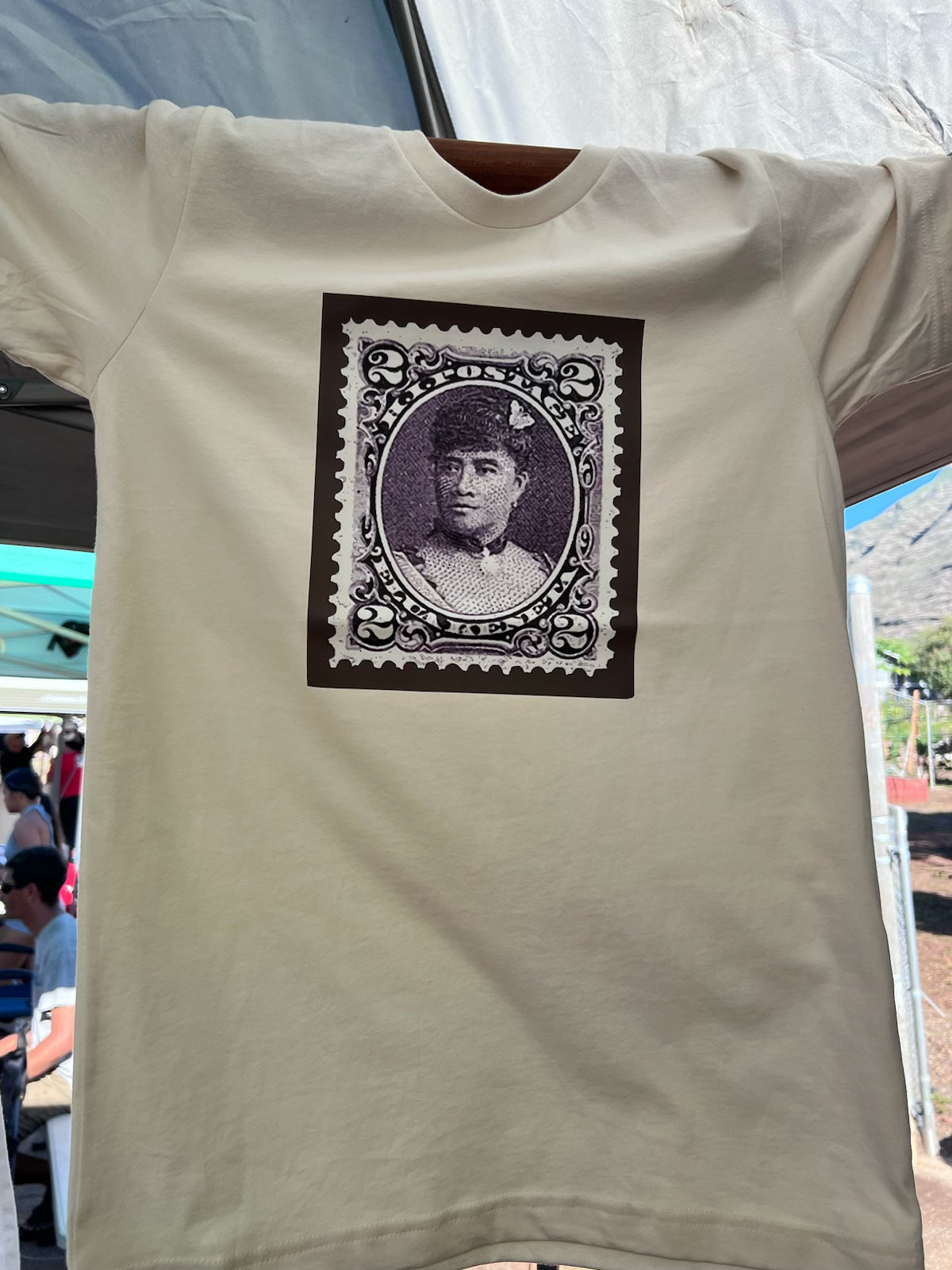 Queen Liliʻuokalani Stamp - Unisex/Menʻs Tee